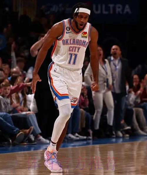 以赛亚-乔45度三分抬手空心入网，雷霆第三节打出15-0高潮