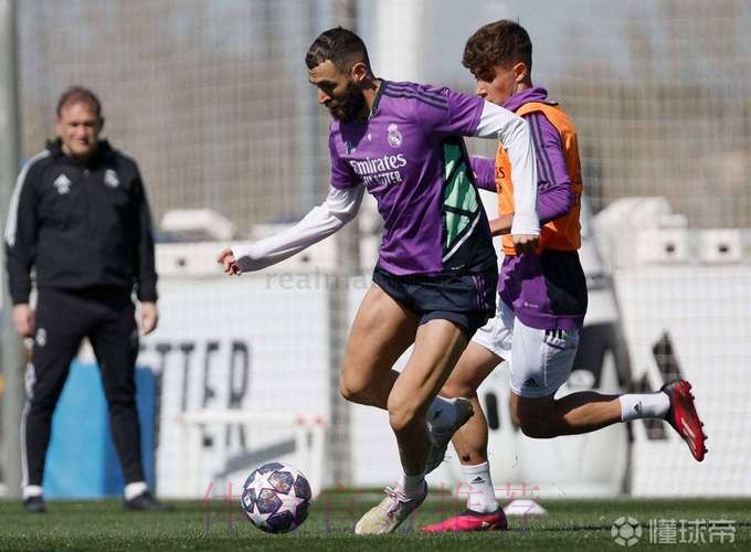 本泽马和门迪完成皇马今日合练 可以出战利物浦